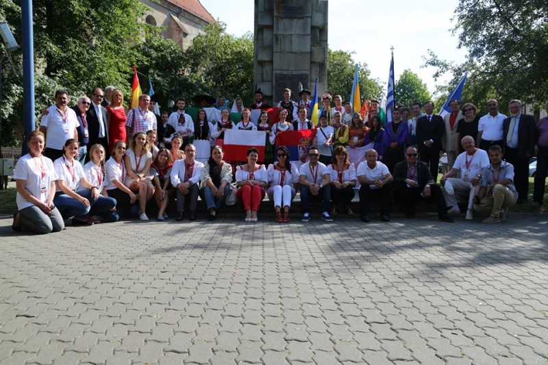 20ème FESTIVAL INTERNATIONAL DE FOLKLORE « Nunta Zamfirei »  à Bistrita (Roumanie)  du 26 au 29 juillet 2015